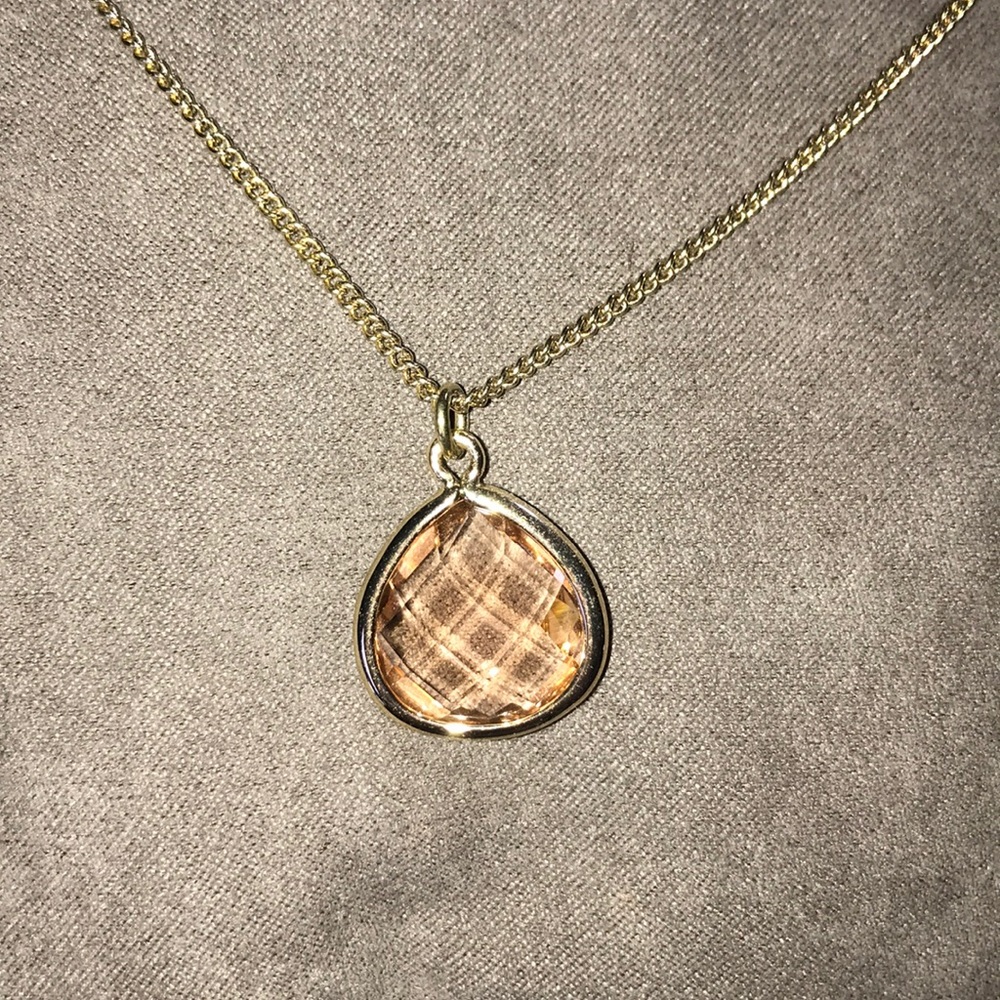 Express stone necklace